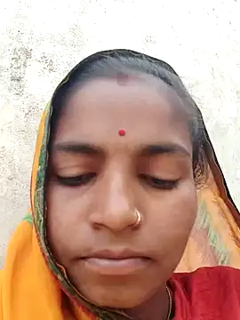 Snapshot of Gungun_thakur chatting on 02-12-26, 05:51 Gungun thakur online show from 02-12-26, 05:51