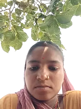 Snapshot of Gungun_thakur chatting on 02-21-26, 07:43 Gungun thakur online show from 02-21-26, 07:43