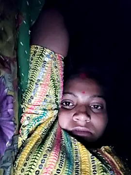 Snapshot of Gungun_thakur chatting on 05-01-26, 10:04 Gungun thakur online show from 05-01-26, 10:04