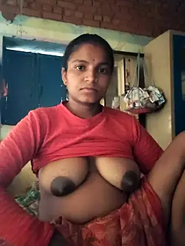 Snapshot of Gungun_thakur chatting on 07-10-26, 03:28 Gungun thakur online show from 07-10-26, 03:28