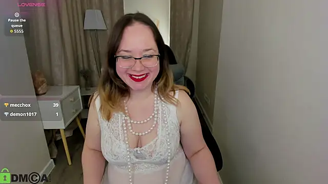 Snapshot of Dixon_Ross chatting on 04-19-26, 06:10 Dixon Ross online show from 04-19-26, 06:10