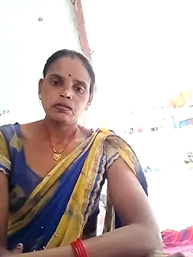 Snapshot of Kajal8070 chatting on 02-13-26, 10:15 Kajal8070 online show from 02-13-26, 10:15