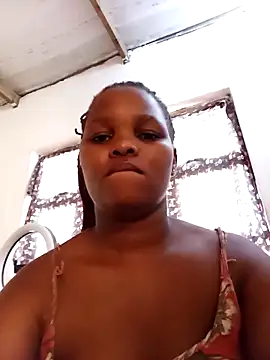 Snapshot of minniemoreee chatting on 02-12-26, 04:45 minniemoreee online show from 02-12-26, 04:45