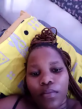 Snapshot of minniemoreee chatting on 02-08-26, 05:05 minniemoreee online show from 02-08-26, 05:05