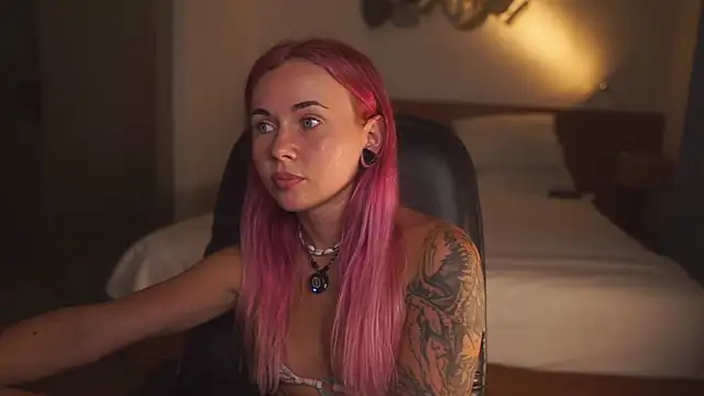 Sarah Pink online show from 03-24-26, 02:06