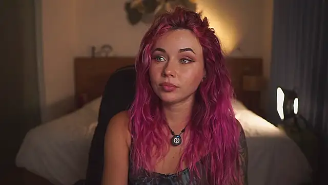 Sarah Pink online show from 03-12-26, 02:10