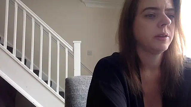 Snapshot of ElizabethArden42- chatting on 02-19-26, 01:08 ElizabethArden42- online show from 02-19-26, 01:08