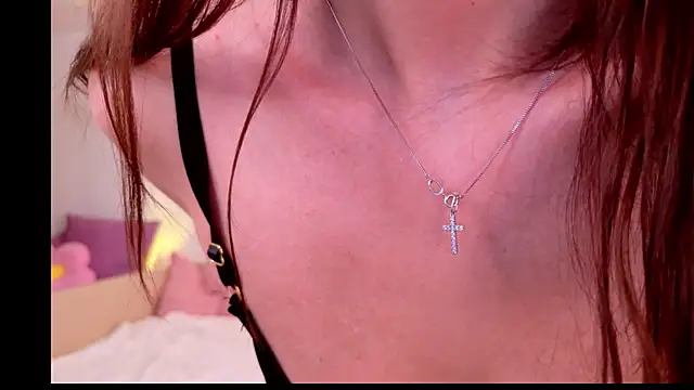 Snapshot of kamilla_sexxxsirens chatting on 06-19-26, 03:07 kamilla sexxxsirens online show from 06-19-26, 03:07