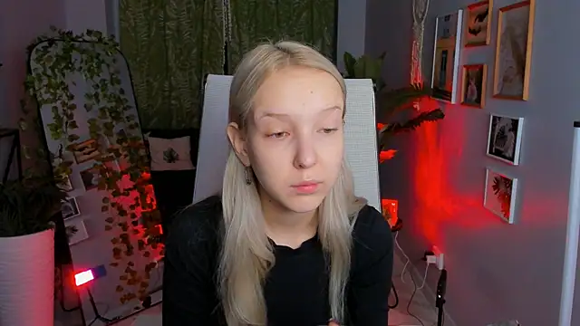 MaoqiBeverly online show from 03-29-26, 05:20