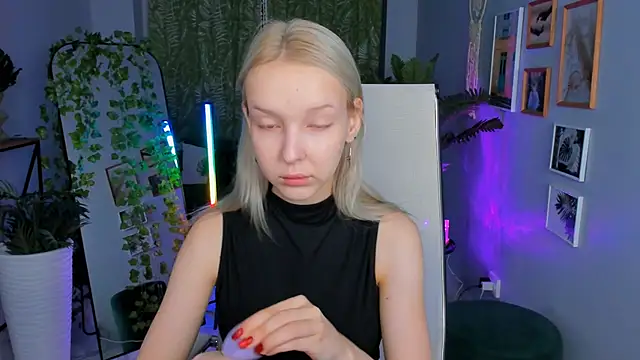 MaoqiBeverly online show from 03-27-26, 05:27