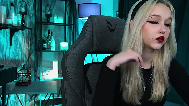 MaoqiBeverly online show from 02-21-26, 05:15