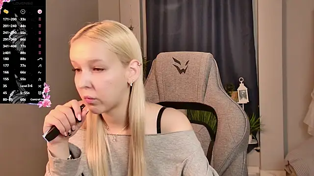 MaoqiBeverly online show from 07-27-26, 06:09