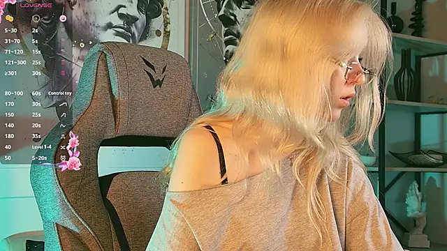 MaoqiBeverly online show from 06-15-26, 10:48
