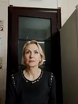 Snapshot of MichelleSolis chatting on 02-20-26, 08:44 MichelleSolis online show from 02-20-26, 08:44