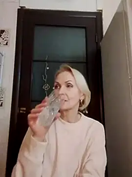 MichelleSolis online show from 03-04-26, 08:05