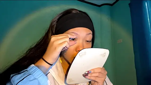 TerisaYellow online show from 02-18-26, 05:49