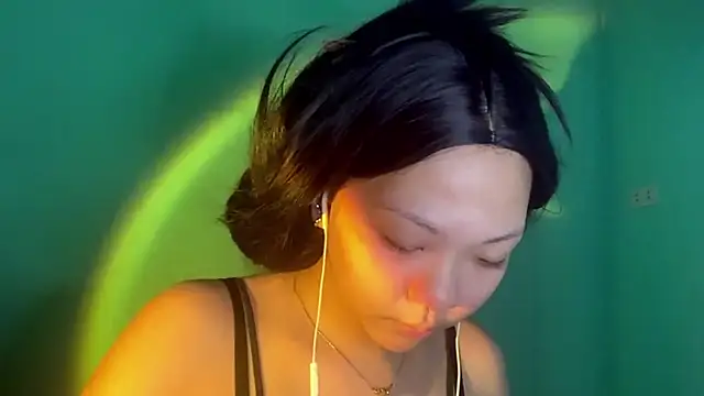 TerisaYellow online show from 02-11-26, 07:08