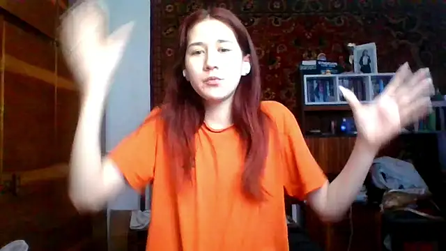 NickiKisinger online show from 03-10-26, 05:22