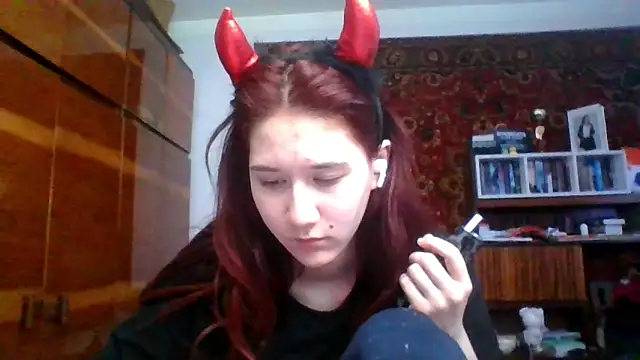 NickiKisinger online show from 02-26-26, 05:18