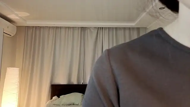 LeanneDinkle online show from 04-18-26, 04:26