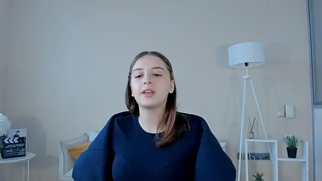 Snapshot of LeanneDinkle chatting on 02-01-26, 08:12 LeanneDinkle online show from 02-01-26, 08:12