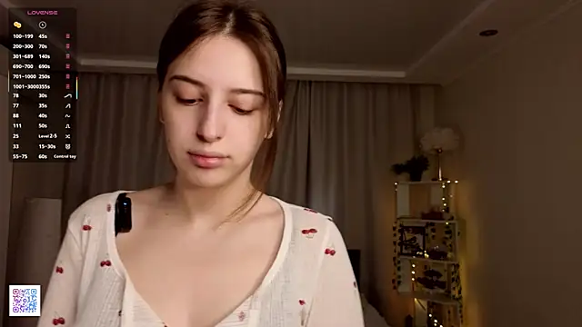 LeanneDinkle online show from 04-08-26, 04:14