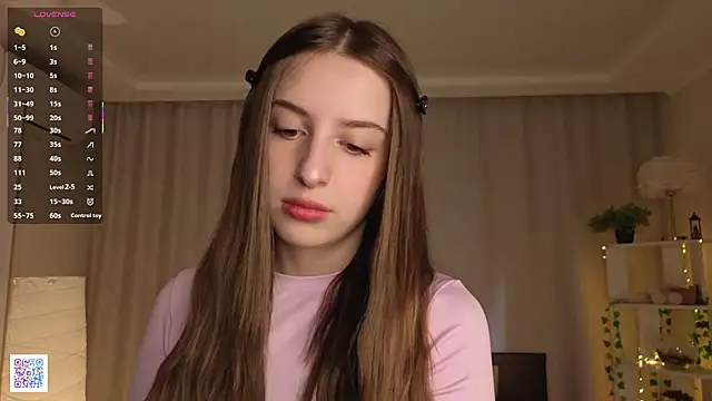 LeanneDinkle online show from 03-10-26, 04:27