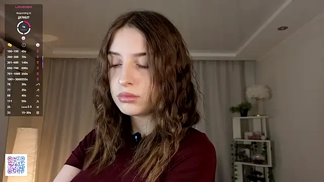 LeanneDinkle online show from 04-17-26, 04:15