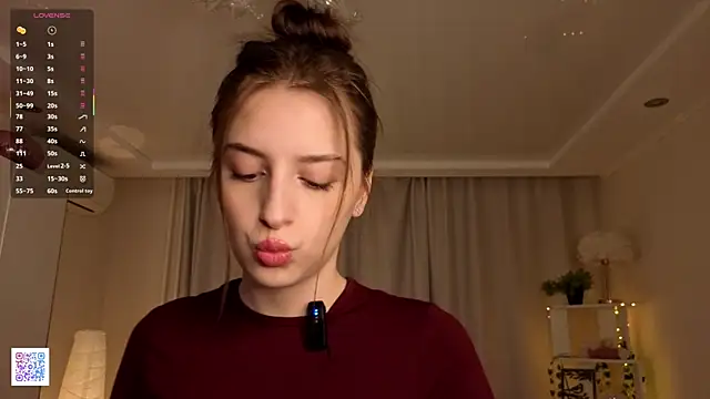 LeanneDinkle online show from 04-04-26, 04:08