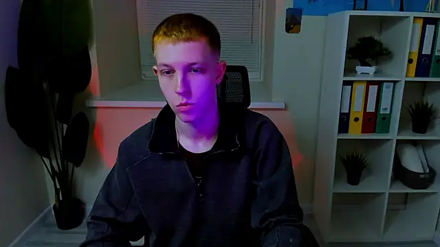 Snapshot of Dylan_Norton chatting on 02-20-26, 10:28 Dylan Norton online show from 02-20-26, 10:28