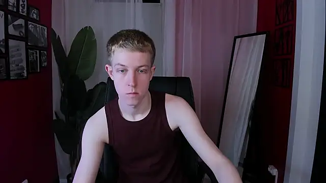 Dylan Norton online show from 03-12-26, 11:25