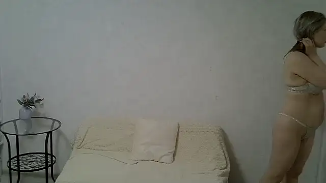 Opaldream online show from 04-12-26, 06:55