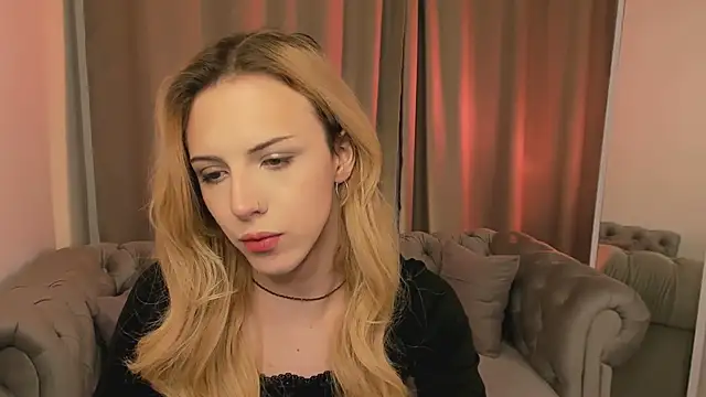 Tiffany  King online show from 04-09-26, 05:42