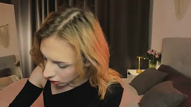 Tiffany  King online show from 04-16-26, 05:41