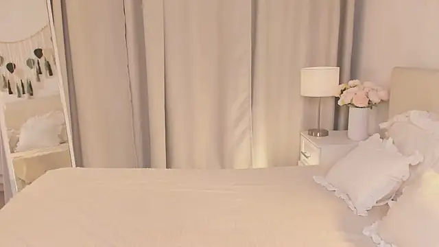 Tiffany  King online show from 04-04-26, 08:15