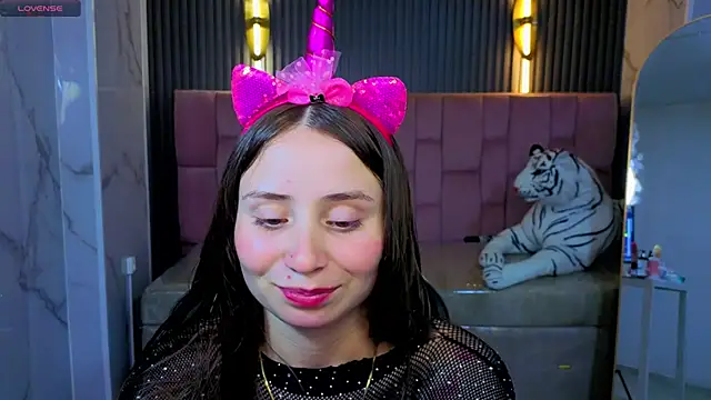 Ariana18 b online show from 04-14-26, 12:54