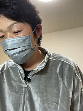 K0U-123 online show from 03-18-26, 01:13