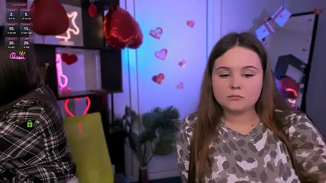 Snapshot of arianaa_cat chatting on 02-24-26, 11:38 arianaa cat online show from 02-24-26, 11:38