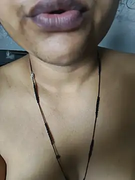 Snapshot of Sexy_khushi19 chatting on 07-29-26, 10:14 Sexy khushi19 online show from 07-29-26, 10:14