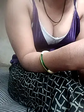 Annuhot143 online show from 02-10-26, 08:46