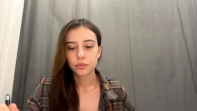 Snapshot of SofiaBlumer chatting on 02-17-26, 02:36 SofiaBlumer online show from 02-17-26, 02:36