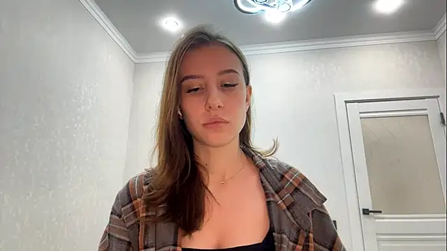 Snapshot of SofiaBlumer chatting on 02-16-26, 03:21 SofiaBlumer online show from 02-16-26, 03:21