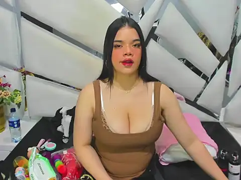  EmilySquirt online show from 02-26-26, 01:22