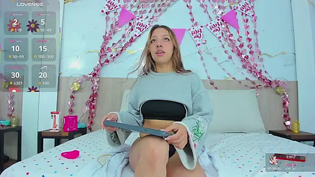 Snapshot of rebecca_ponce_ chatting on 02-11-26, 06:30 rebecca ponce online show from 02-11-26, 06:30