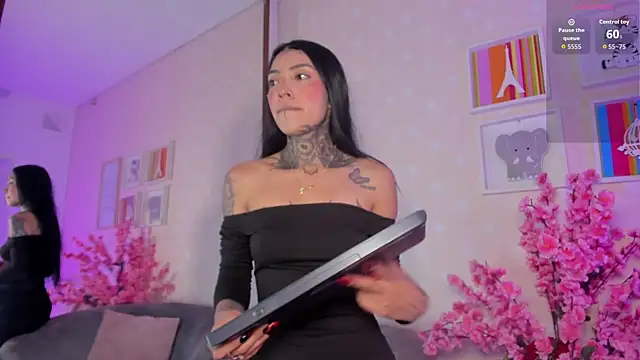 Ashley Blum  online show from 03-25-26, 11:53