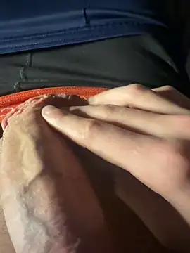 Snapshot of xxlovedick chatting on 02-10-26, 05:23 xxlovedick online show from 02-10-26, 05:23