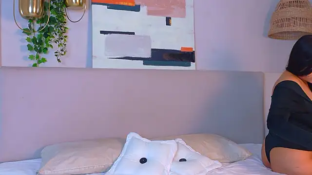 VioletBloomm online show from 02-03-26, 11:59