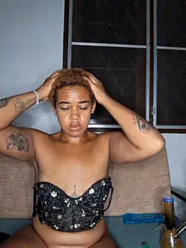 Snapshot of Seductive_Simon333 chatting on 02-10-26, 01:21 Seductive Simon333 online show from 02-10-26, 01:21