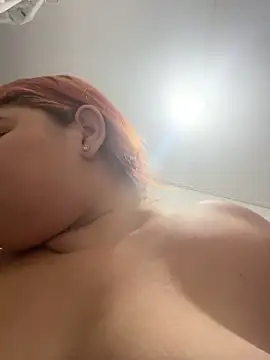 Rouse-Antonella  online show from 04-05-26, 05:03