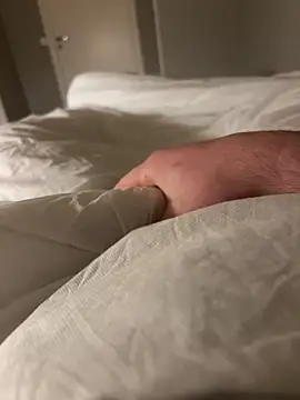 Snapshot of siisidjfjfjdj chatting on 02-28-26, 05:40 siisidjfjfjdj online show from 02-28-26, 05:40